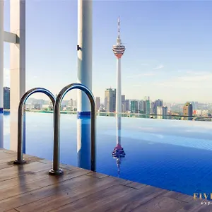 The Colony & The Luxe Signature Suites, Klcc Apartment